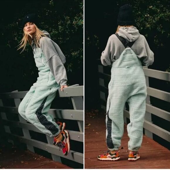 FREE PEOPLE Hit The Slopes Overalls Salopette Bibs Size S Mint Geo Fleece NEW - Picture 3 of 8